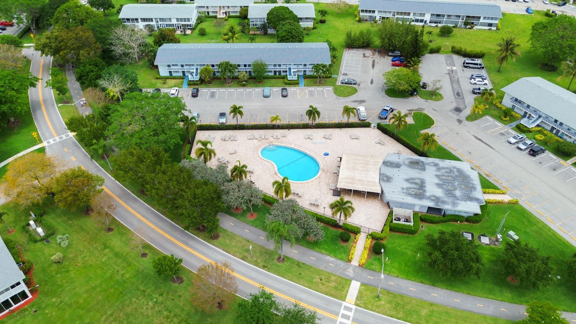 392 Markham R, Deerfield Beach, FL 33442 Photo