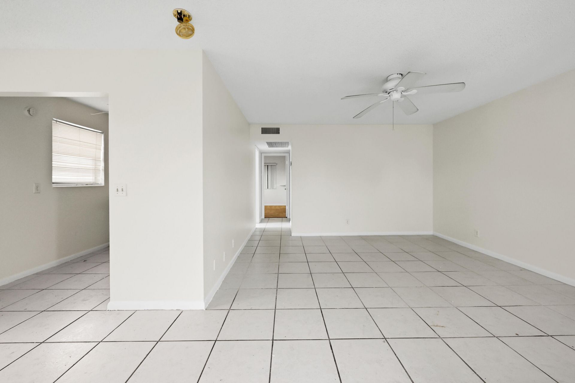 392 Markham R, Deerfield Beach, FL 33442 Photo