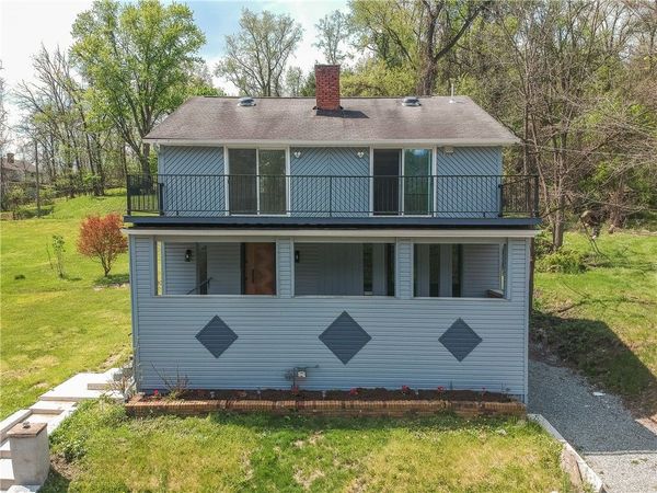 2513 Grove Rd, South Park, PA 15129