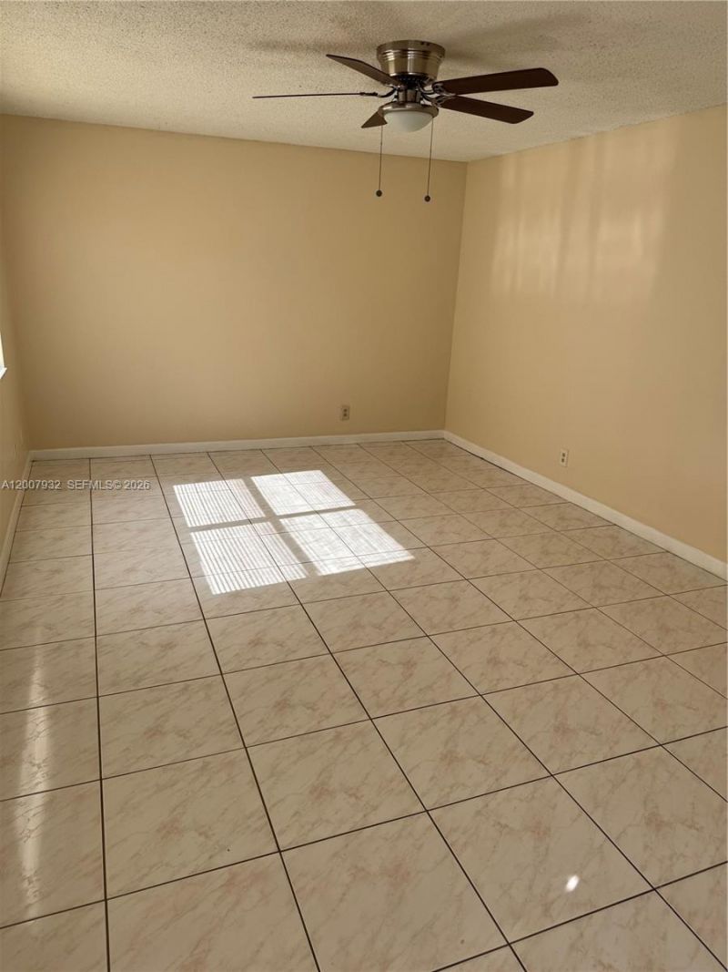 5841 Blueberry Ct, Unit 77, Lauderhill, FL 33313 Photo