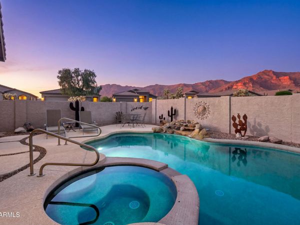 4237 S PONY RIDER Trail, Gold Canyon, AZ 85118
