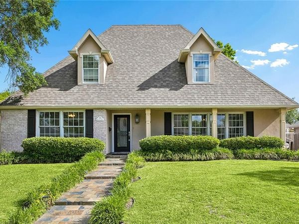 765 EMERALD Street, New Orleans, LA 70124