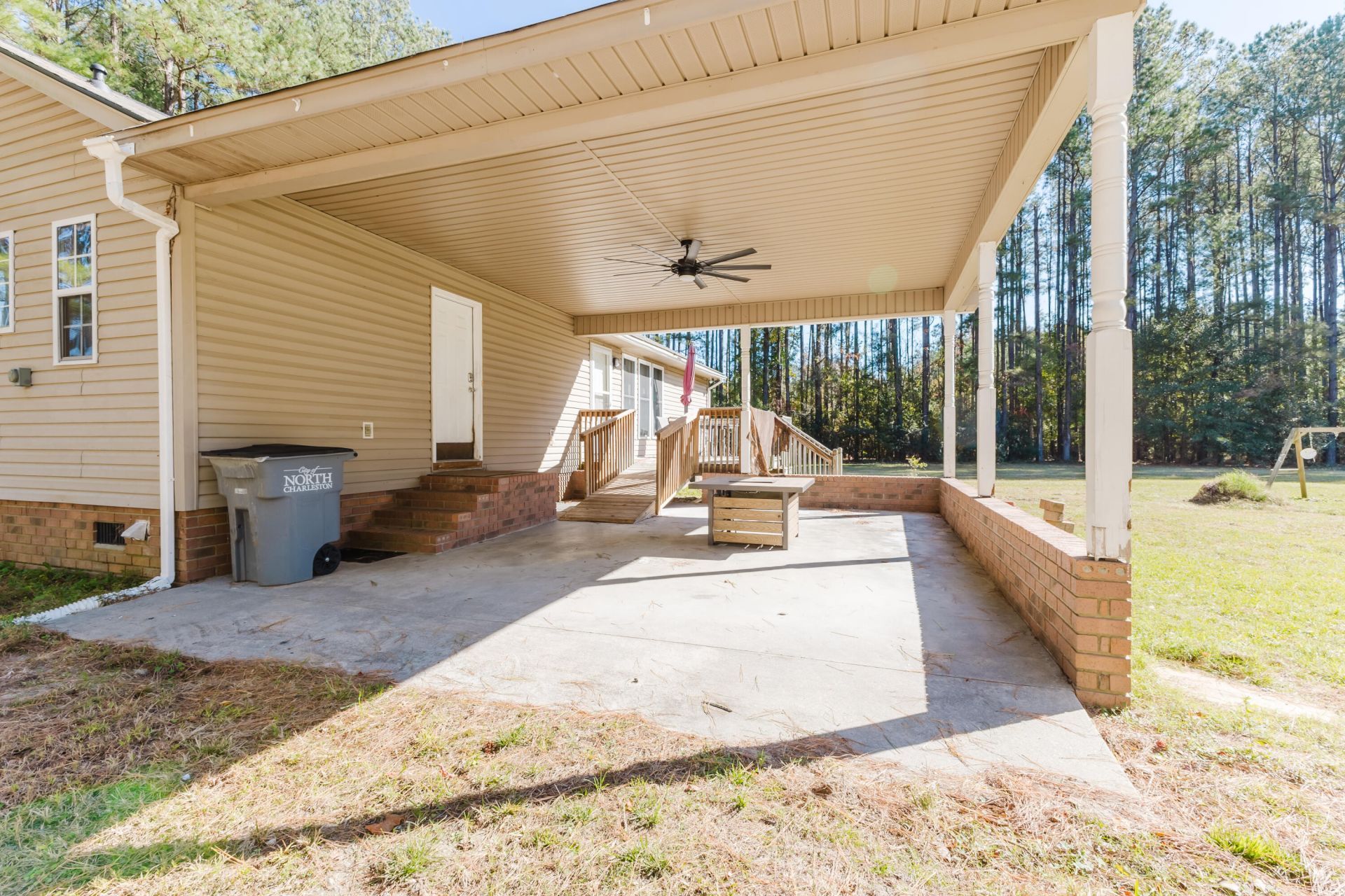 7050 Old State Road Photo 12