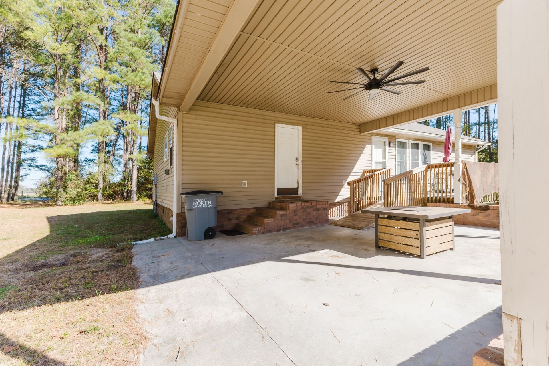 7050 Old State Road Photo 13
