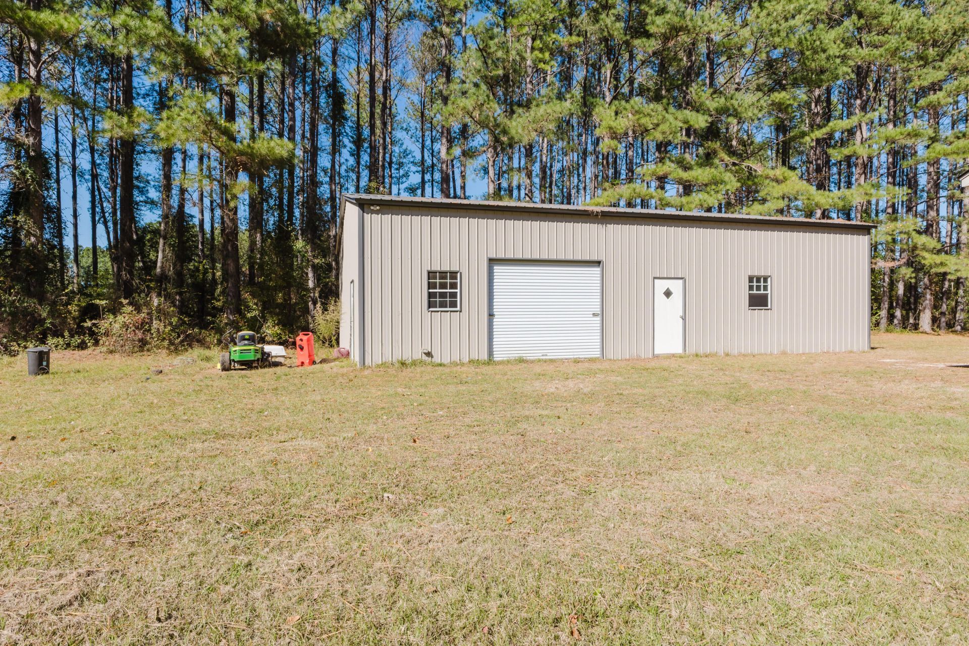 7050 Old State Road Photo 8