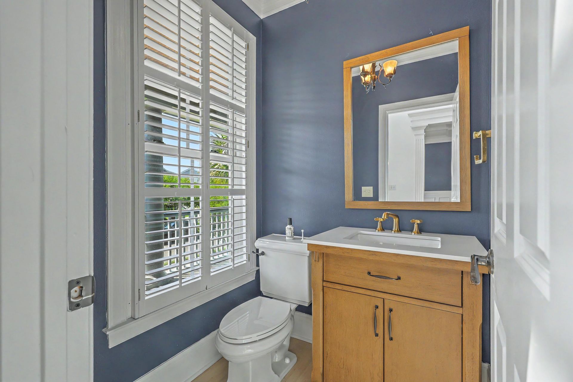 1040 Rivershore Road Photo 11