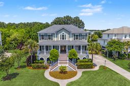 1040 Rivershore Road photo 4