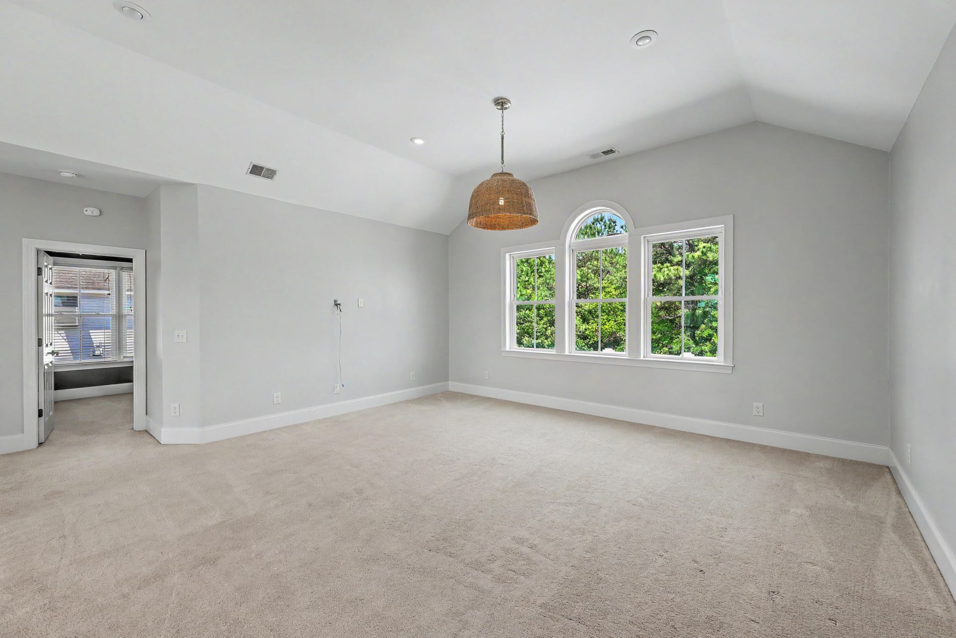 1040 Rivershore Road Photo 33