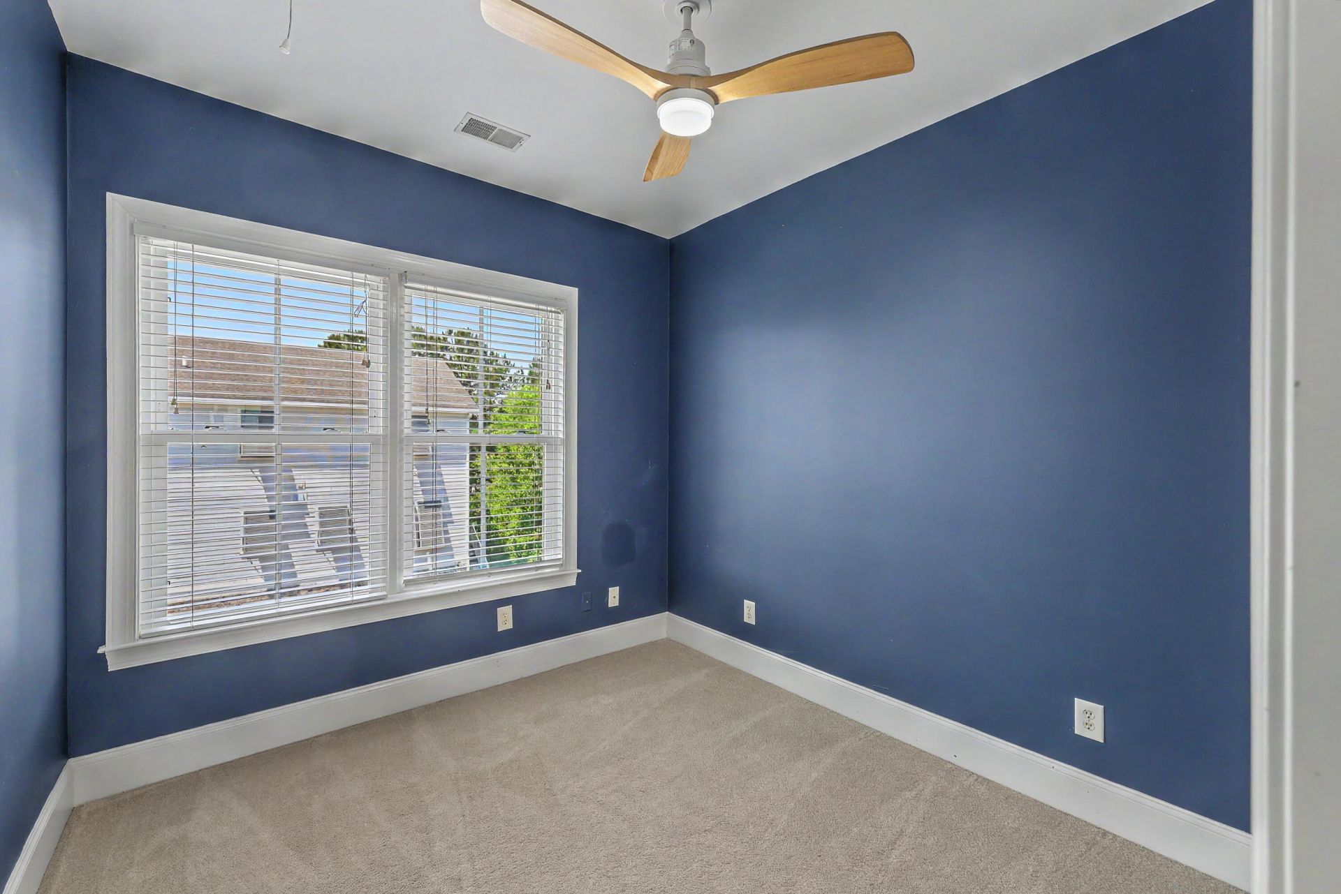 1040 Rivershore Road Photo 36