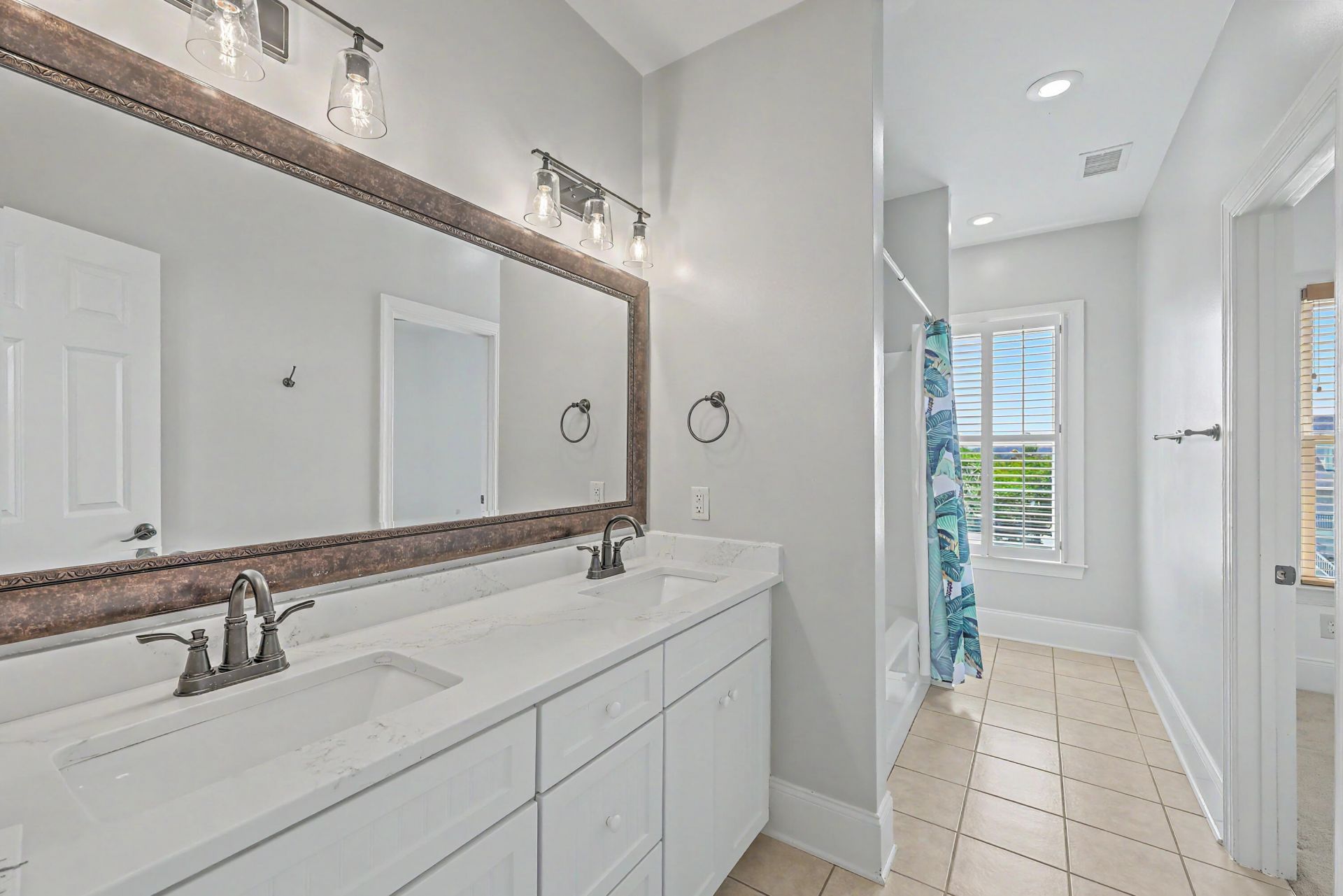 1040 Rivershore Road Photo 39