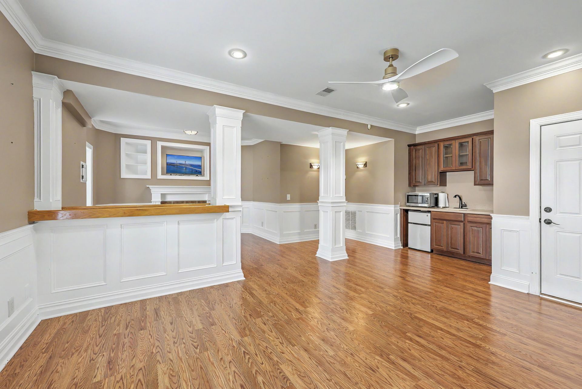 1040 Rivershore Road Photo 49