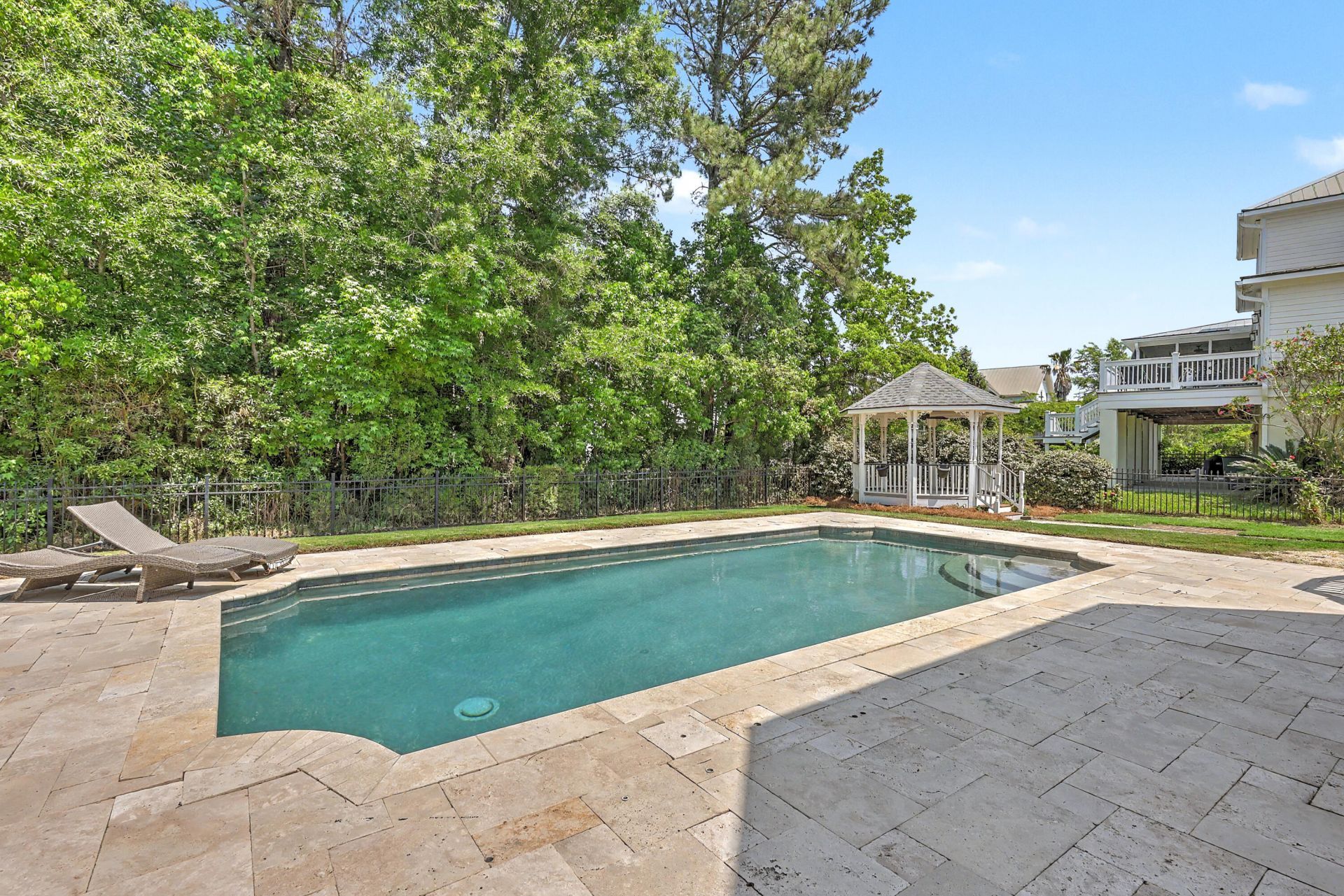 1040 Rivershore Road Photo 54