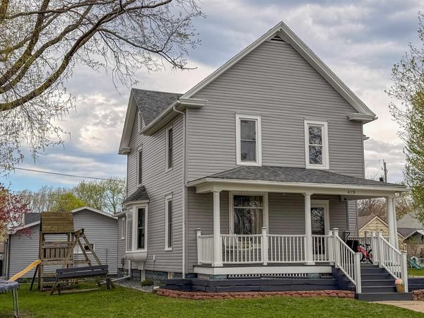 419 3rd Street SW, Hampton, IA 50441