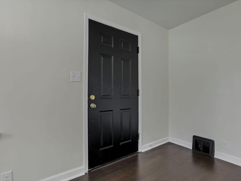 347 Wayne Avenue, Newark, OH 43055 Photo 4