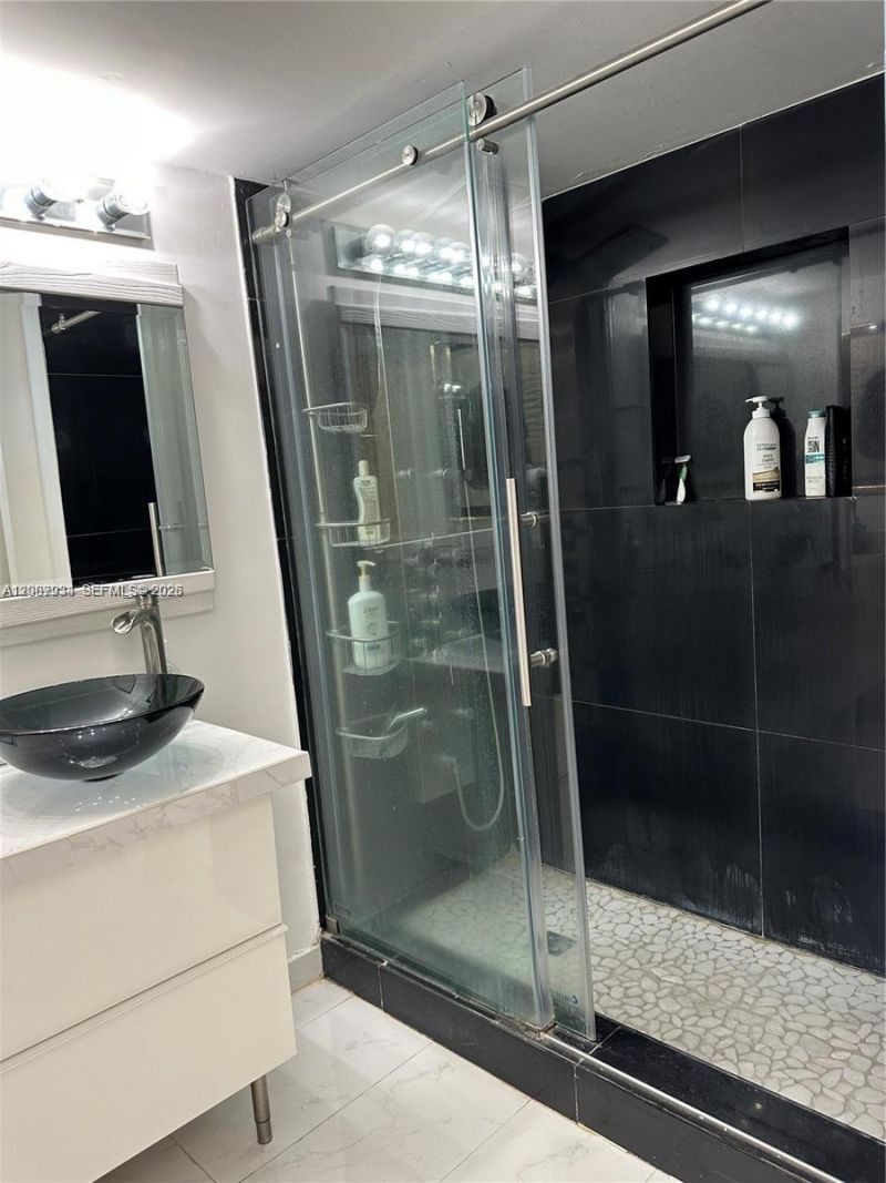 2751 S Ocean Dr, Unit 1706S, Hollywood, FL 33019 Photo