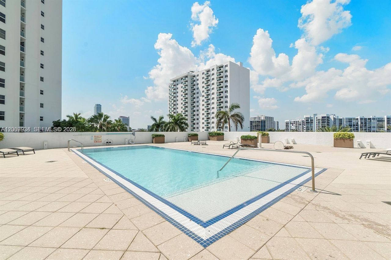 2751 S Ocean Dr, Unit 1706S, Hollywood, FL 33019 Photo