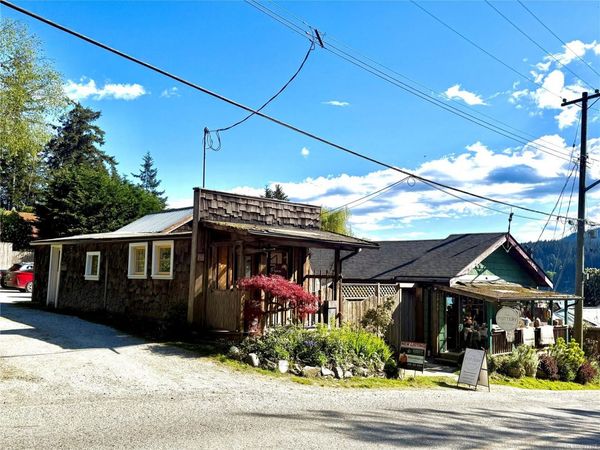 2909 Fulford-Ganges Rd SW, Salt Spring, BC V8K 1X6