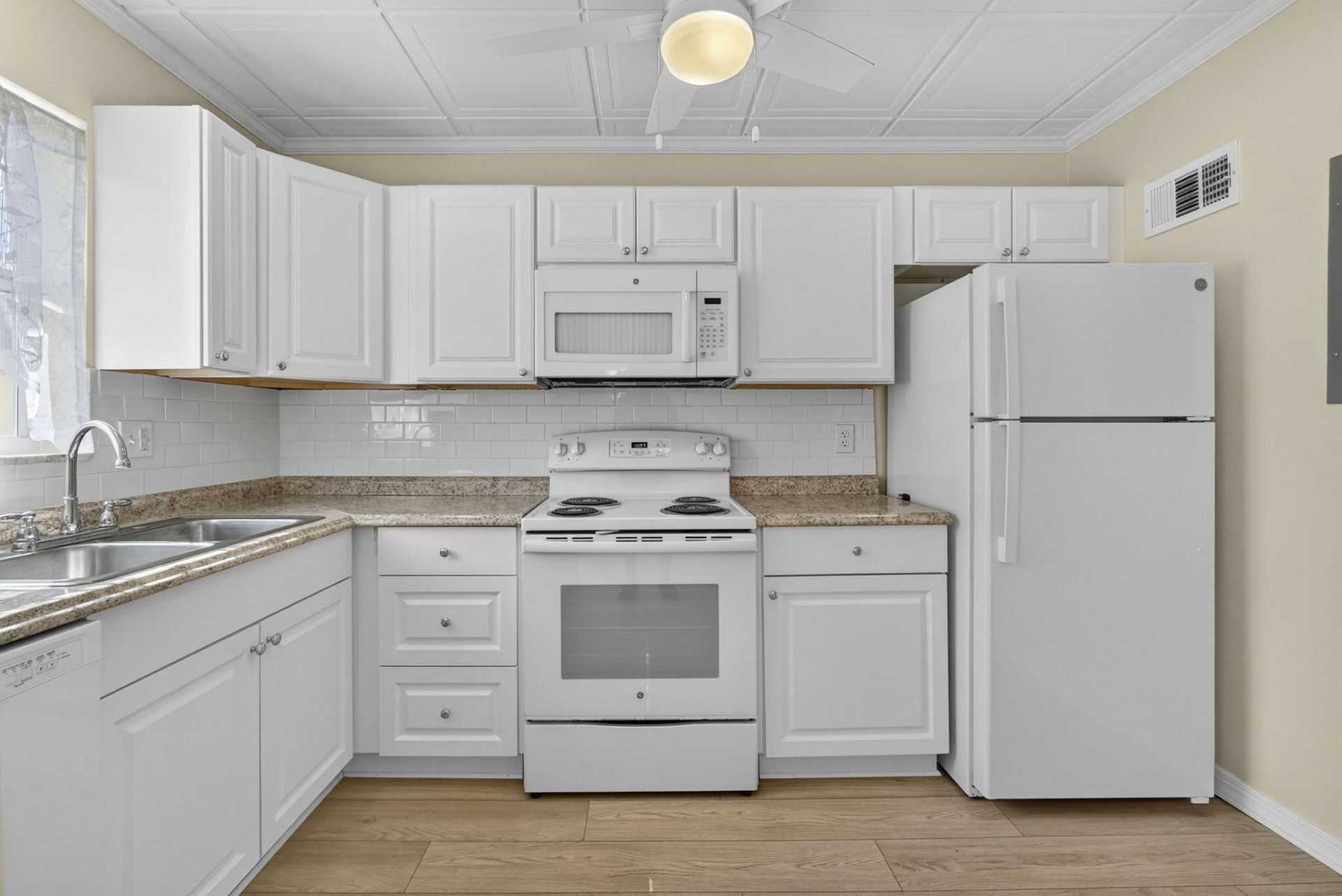 51 Stratford D, West Palm Beach, FL 33417 Photo