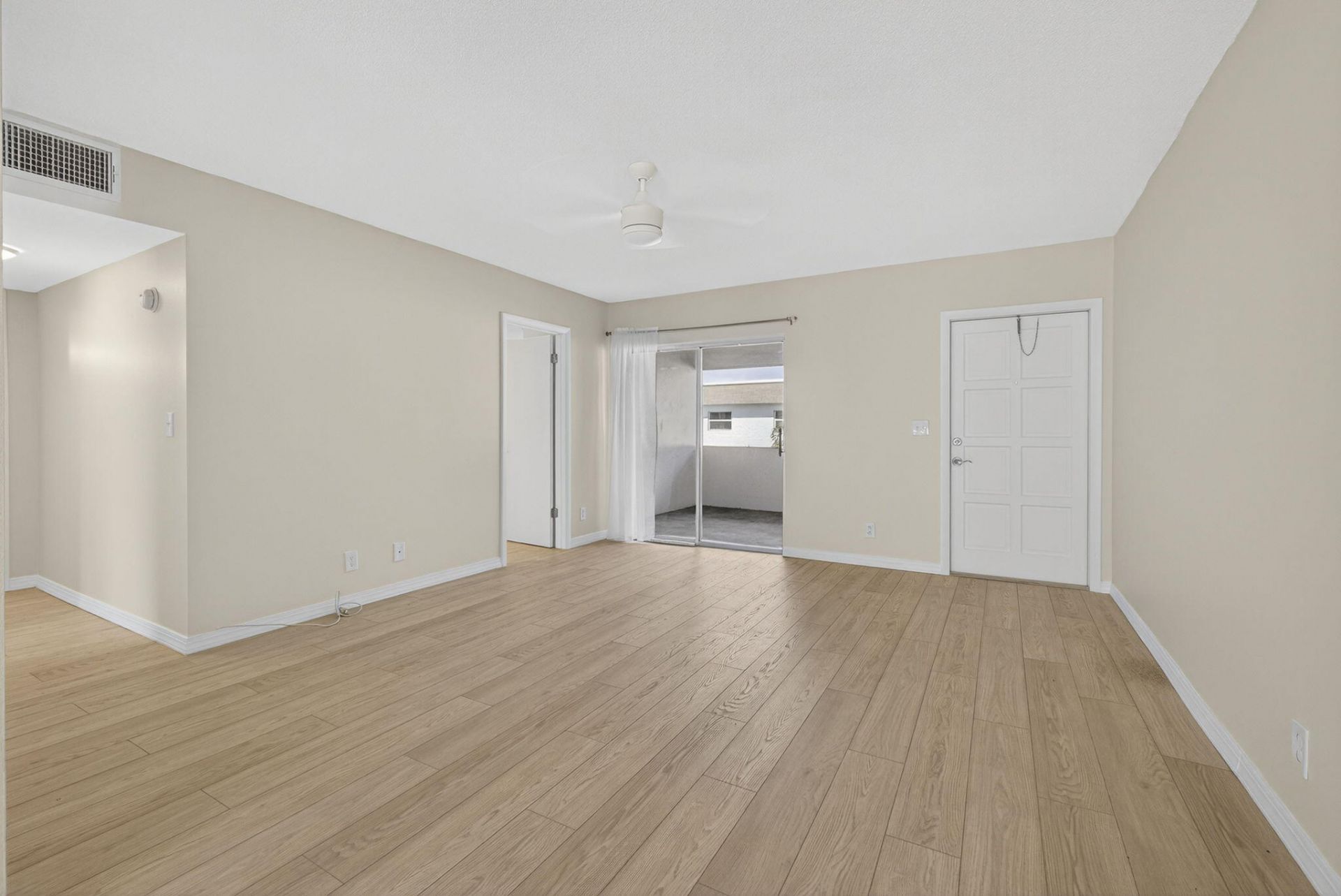 51 Stratford D, West Palm Beach, FL 33417 Photo