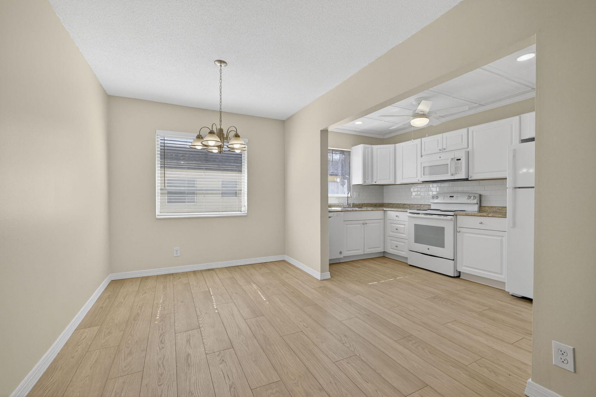 51 Stratford D, West Palm Beach, FL 33417 Photo