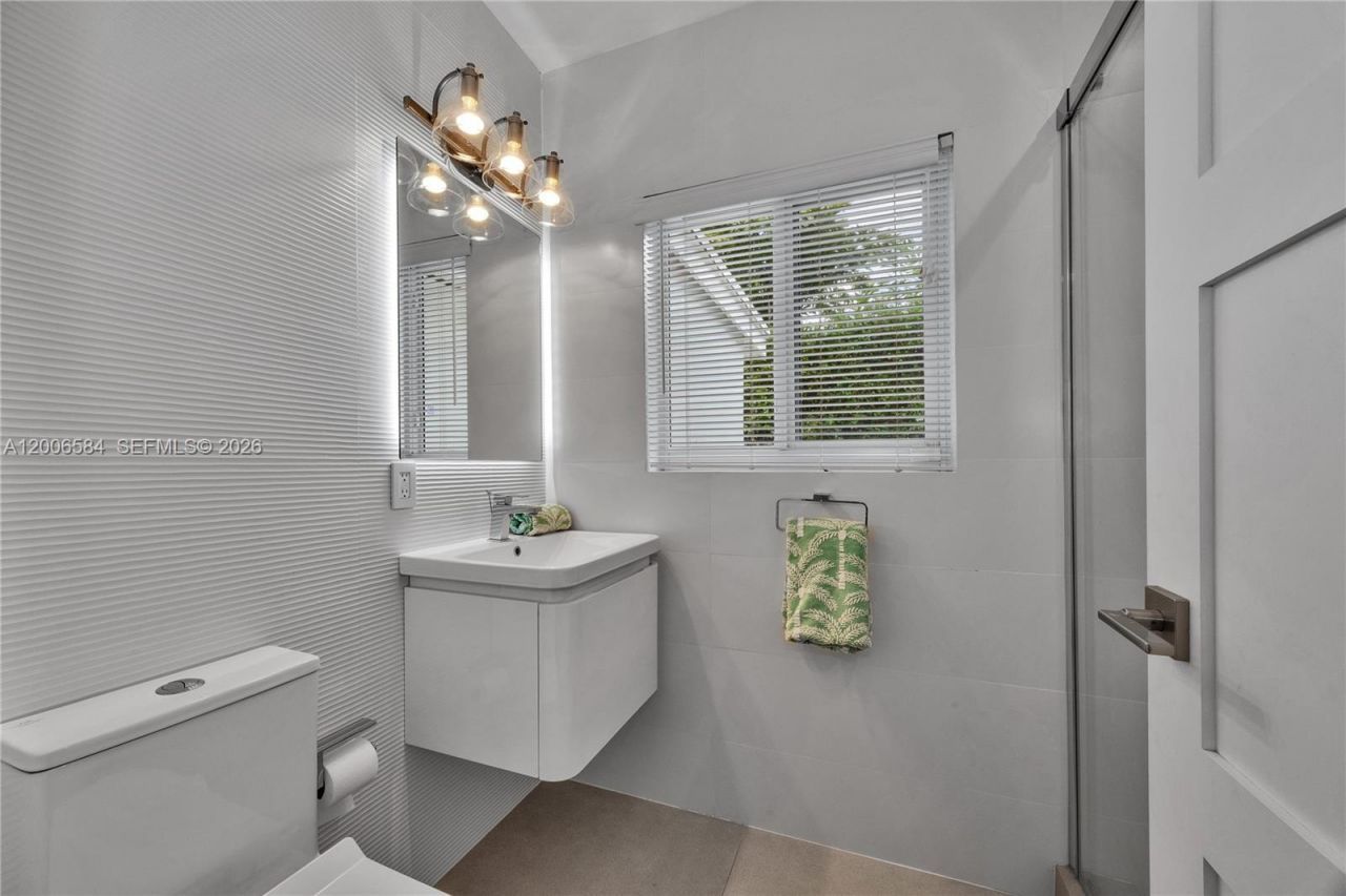 5750 SW 52nd Ter , South Miami, FL 33155 Photo