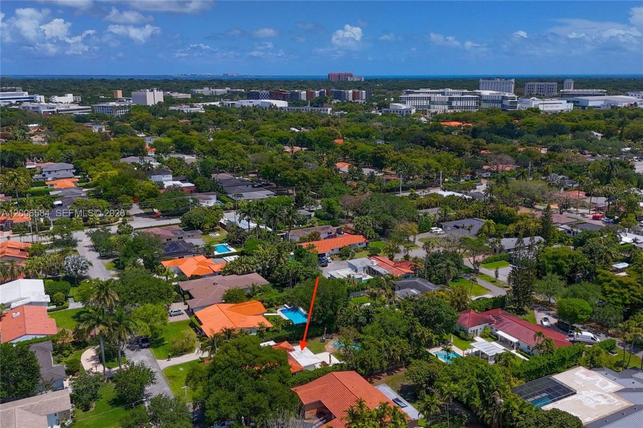 5750 SW 52nd Ter , South Miami, FL 33155 Photo