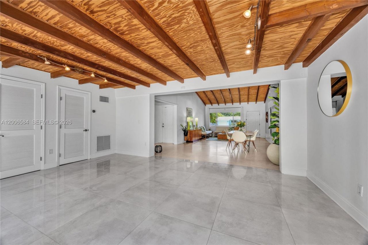 5750 SW 52nd Ter , South Miami, FL 33155 Photo