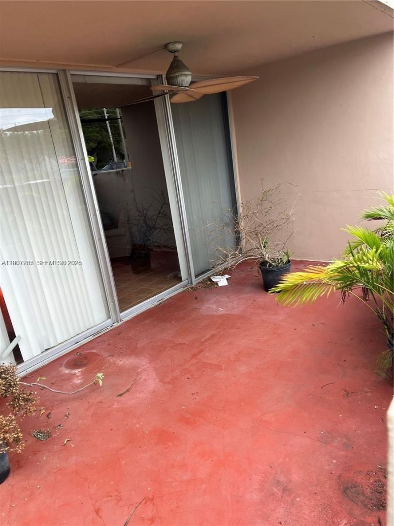 10525 SW 112th Ave, Unit 114, Miami, FL 33176 Photo