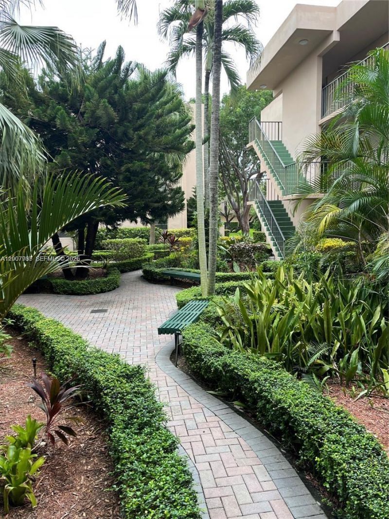 10525 SW 112th Ave, Unit 114, Miami, FL 33176 Photo