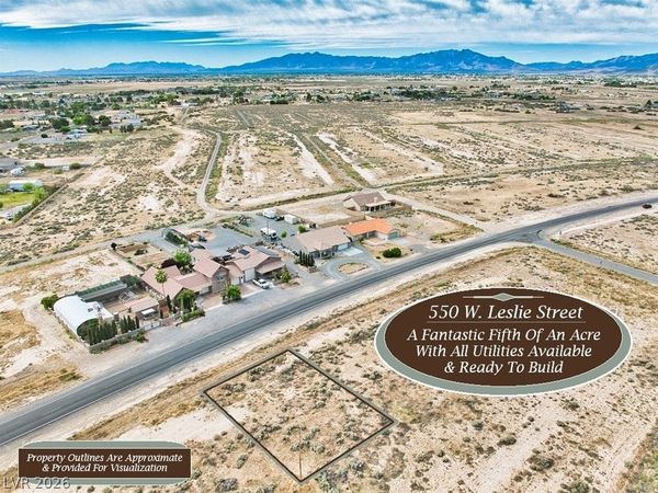550 W Leslie Street , Pahrump, NV 89060
