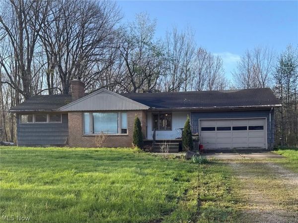 8466 Whipporwill Road , Ravenna, OH 44266