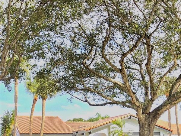 5551 Lakeview Mews Dr , Boynton Beach, FL 33437