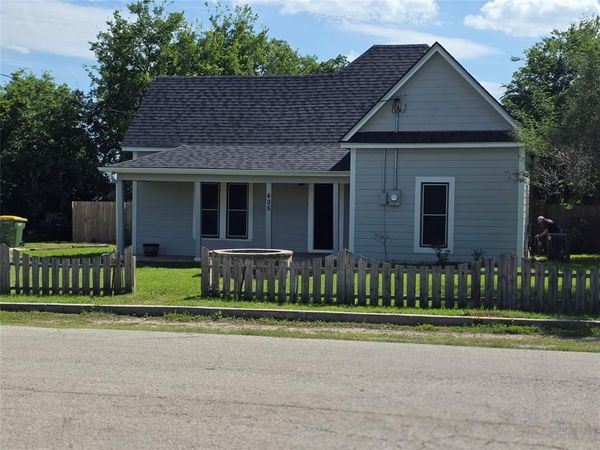 405 W Graham Street , Godley, TX 76044