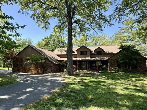 833 N 27th Street , Mt Vernon, IL 62864