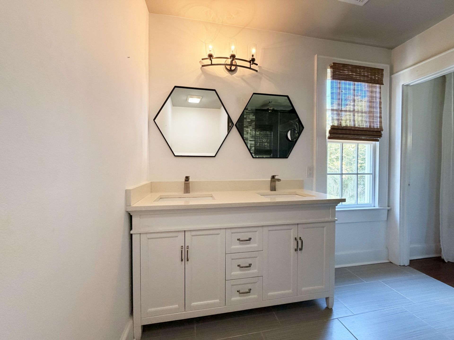 2166 Saint James Drive Photo 22