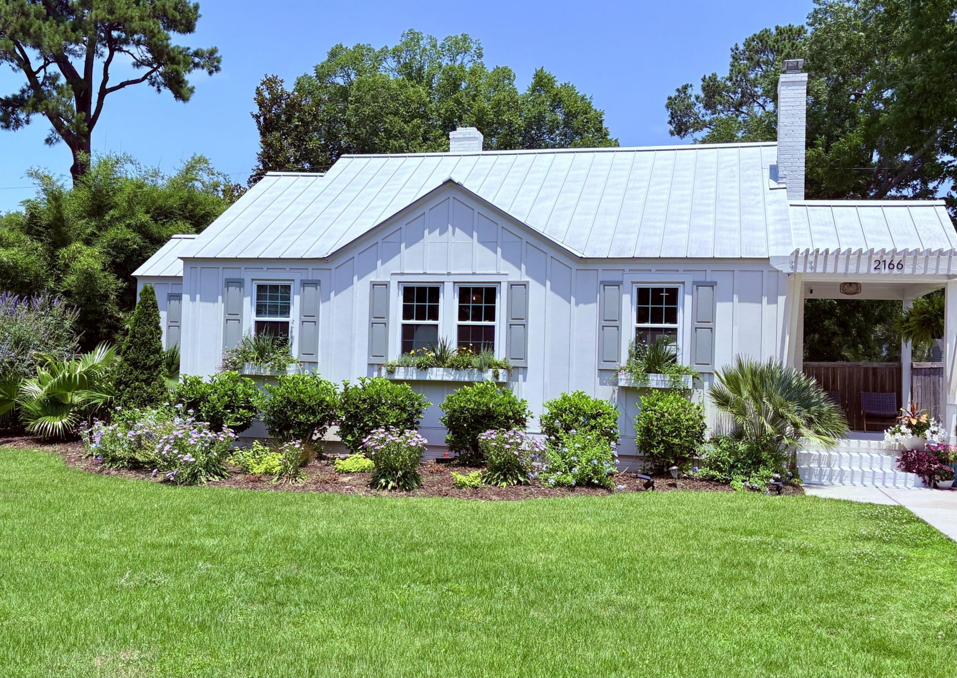 2166 Saint James Drive Photo 4