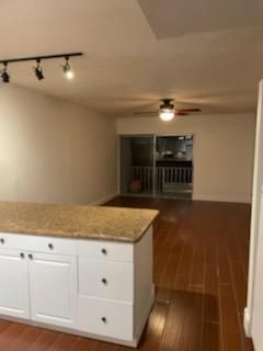 725 Hummingbird Way, Unit 210, North Palm Beach, FL 33408 Photo