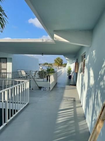 725 Hummingbird Way, Unit 210, North Palm Beach, FL 33408 Photo