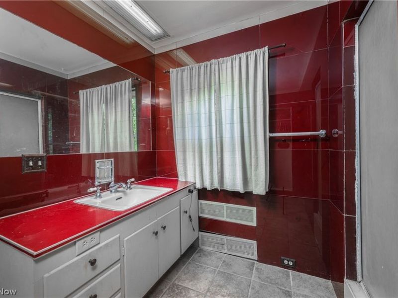 497 Moravian Trail, Uhrichsville, OH 44683 Photo 35