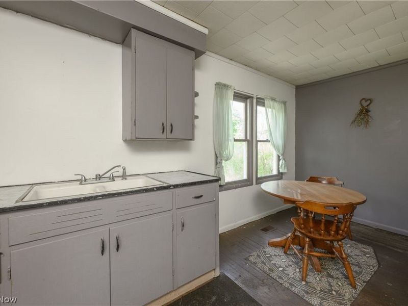 497 Moravian Trail, Uhrichsville, OH 44683 Photo 45