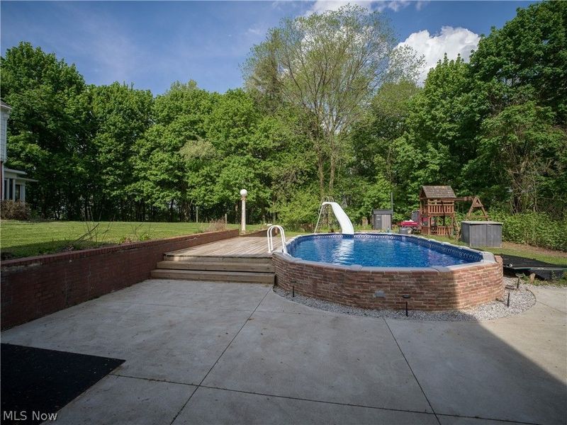 497 Moravian Trail, Uhrichsville, OH 44683 Photo 7