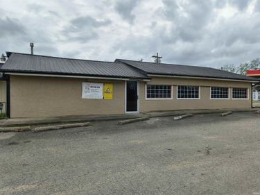 599 W State Route 62 Highway, Boonville, IN 47601