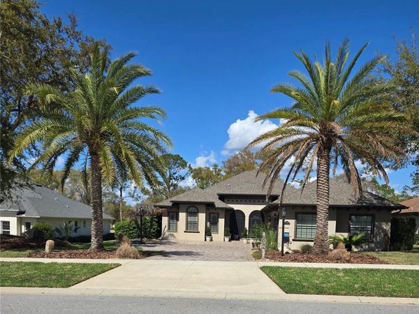 5084 GREENS DRIVE, LADY LAKE, FL 32159