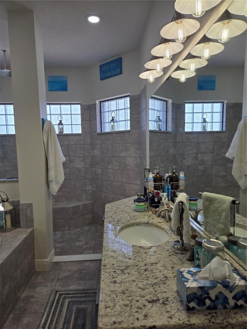 5084 Greens Drive, Lady Lake, FL 32159 Photo