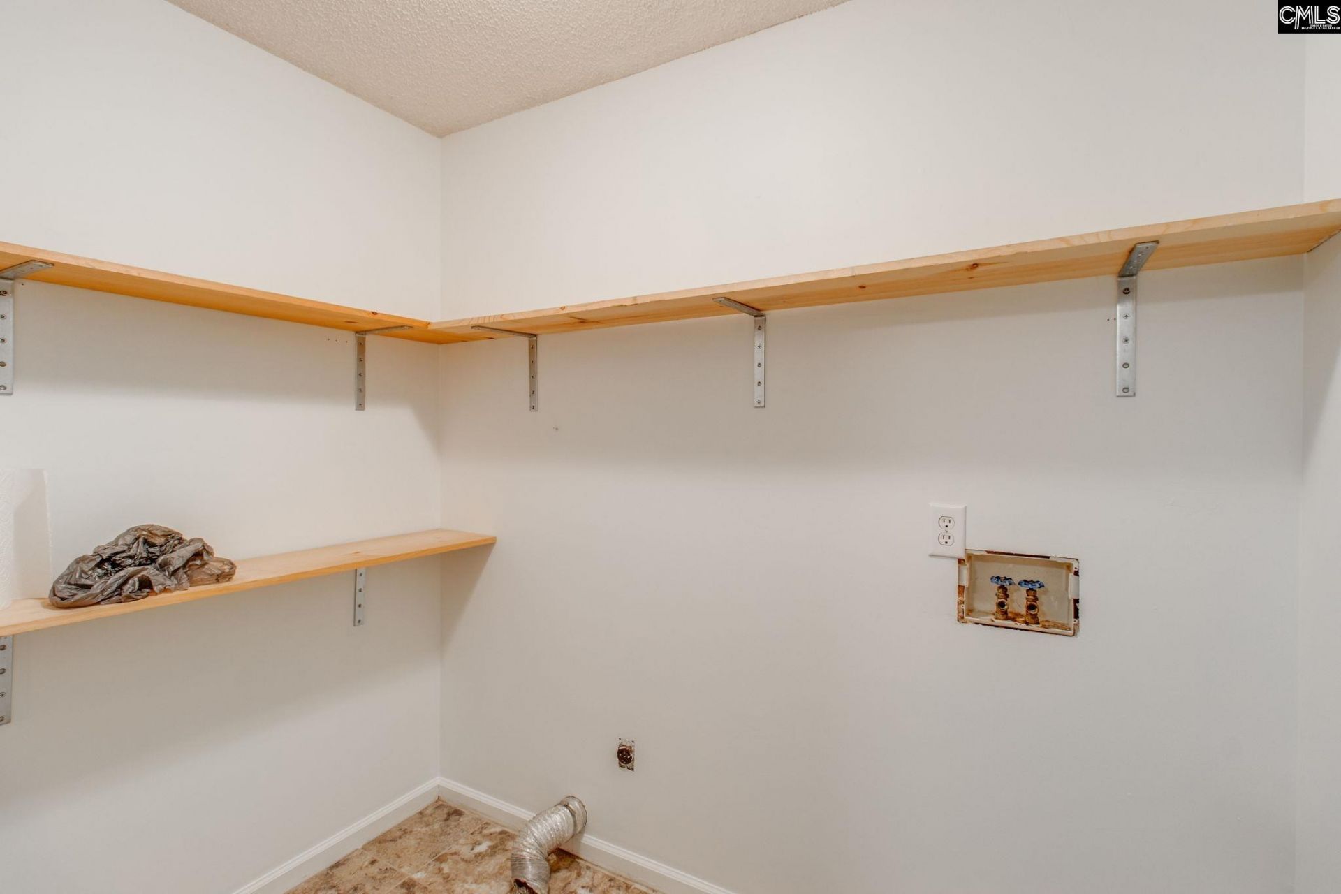 21 Colony House Court  Photo 15