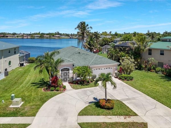 1726 Emerald Cove CIR , CAPE CORAL, FL 33991