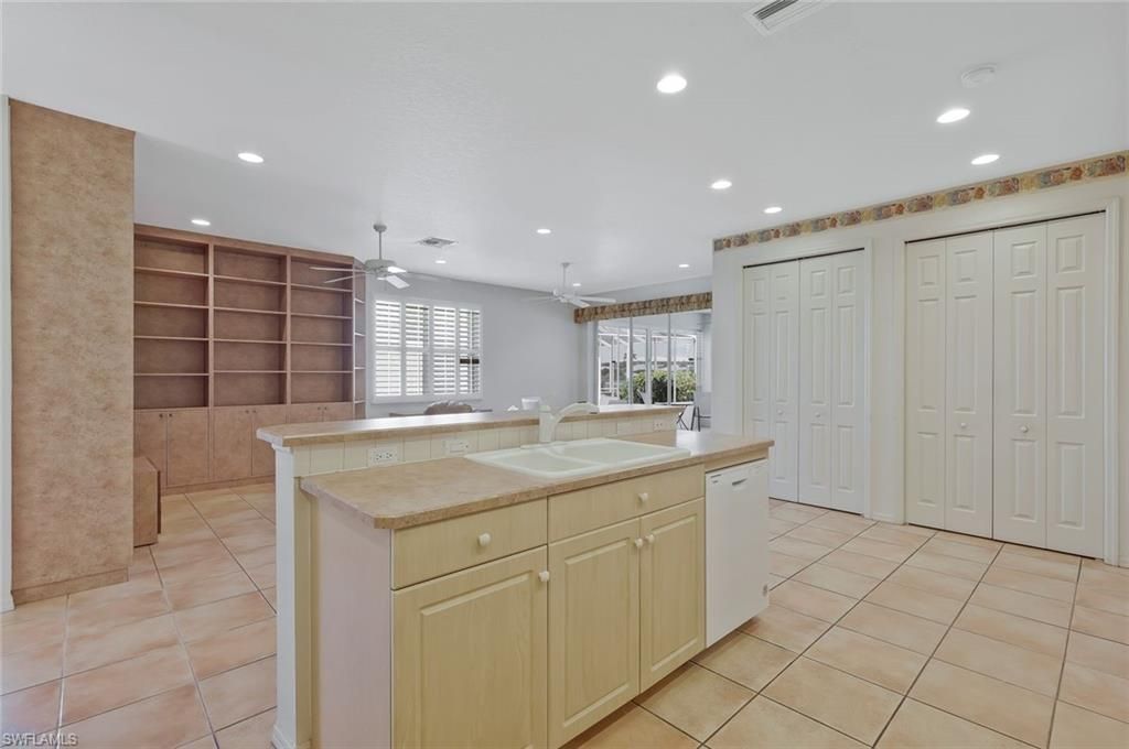 1726 Emerald Cove Cir, Cape Coral, FL 33991 Photo