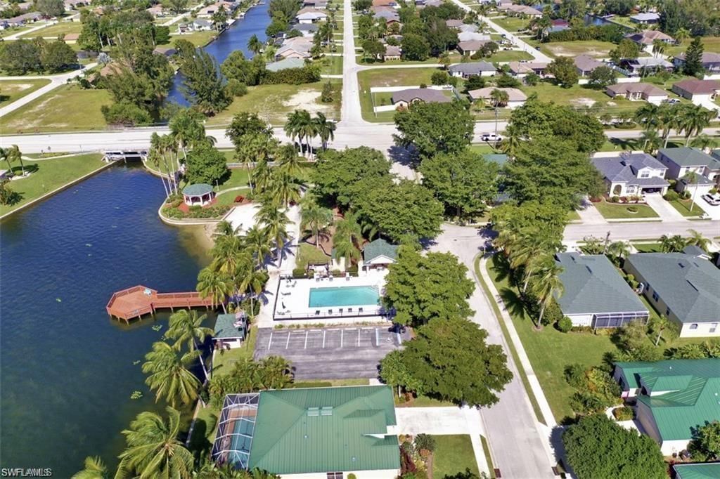 1726 Emerald Cove Cir, Cape Coral, FL 33991 Photo