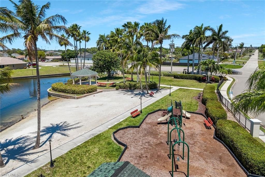 1726 Emerald Cove Cir, Cape Coral, FL 33991 Photo
