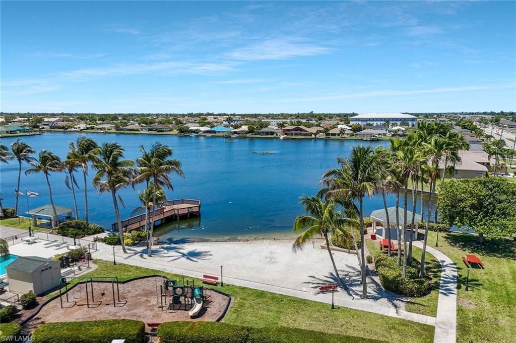1726 Emerald Cove Cir, Cape Coral, FL 33991 Photo